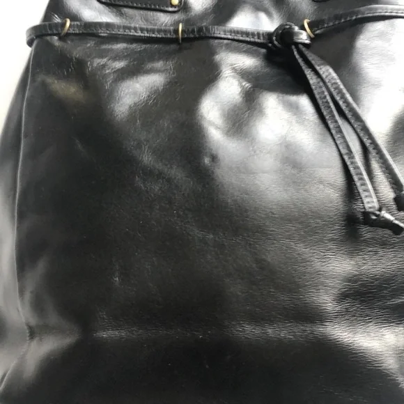Black shoulder bag NWOT - Picture 2 of 11